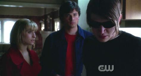 smallville chloe finds out|Smallville chloe meteor freak.